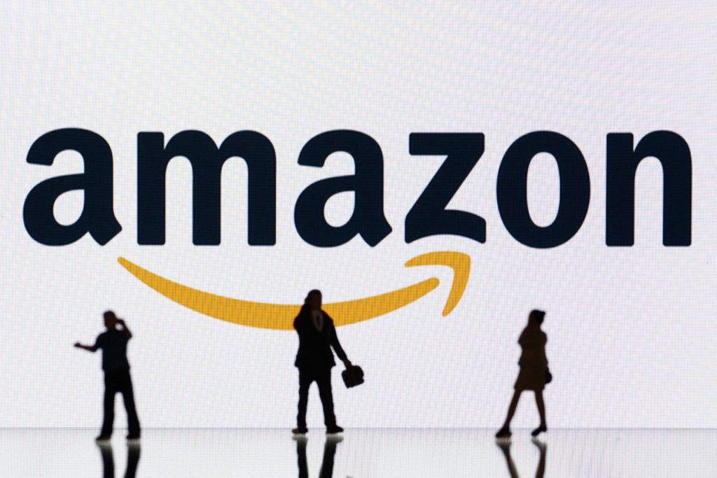 Amazon Rolls Out New Generative Ai Tool To Answer Shoppers Queries In