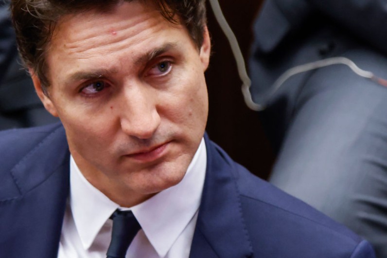 Canada's Justin Trudeau Dismisses Doctors' Plea to Reconsider Capital Gains Tax Increase