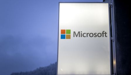 Microsoft Launches New Offline AI Service for US Spies