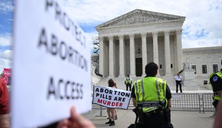 Louisiana To Categorize Abortion Pills as Dangerous Controlled Substances—What To Know About New Bill