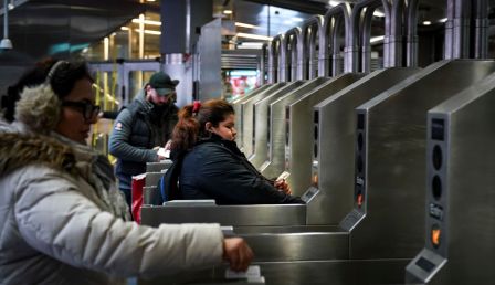 Advocates Demand Mayor Adams Expand Fair Fares Program for Lower-Income New Yorkers