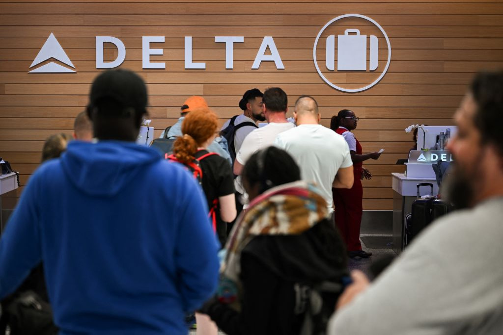 Delta, Southwest Airlines Adjust Fees Amid Middle East Tensions and ...