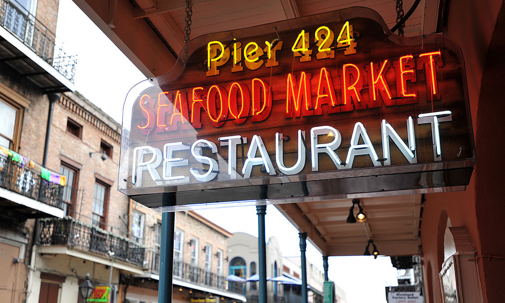 US Seafood Restaurants Warned by FTC for Falsely Marketing Imported