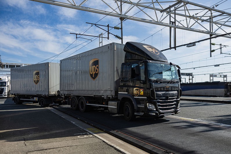 UPS Cuts 20,000 Jobs, Closes Centers as Amazon Delivery Volume