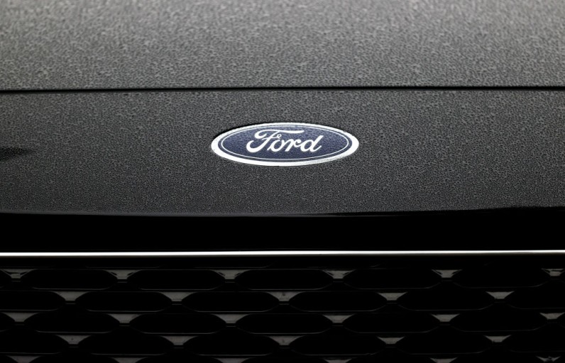 Ford Struggles With $2.5B Tariff Costs, Pulls Guidance After $1.5B