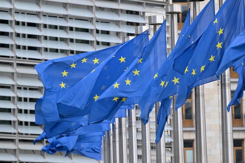 EU Urges China to Lift Rare Earth Export Controls Amid