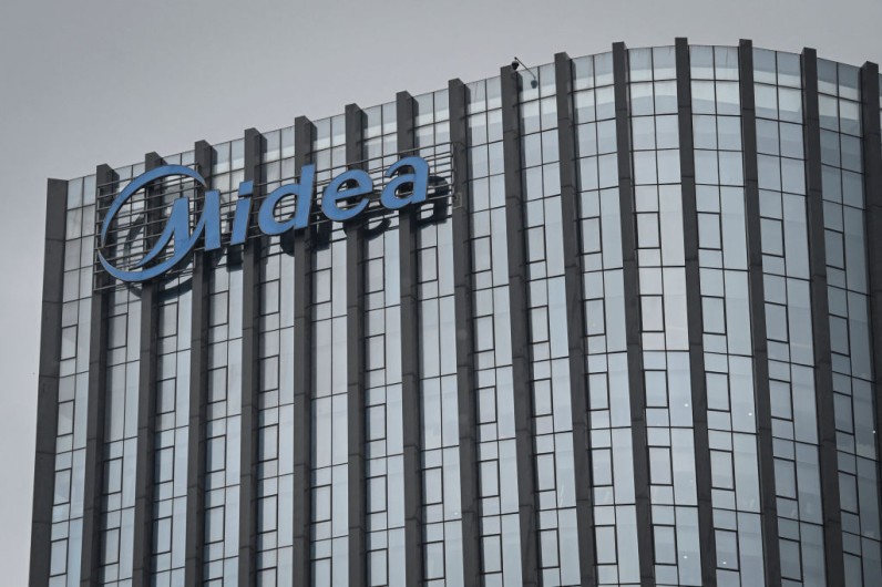 Popular Midea Air Conditioners Recalled After Mold Build-Up Reports