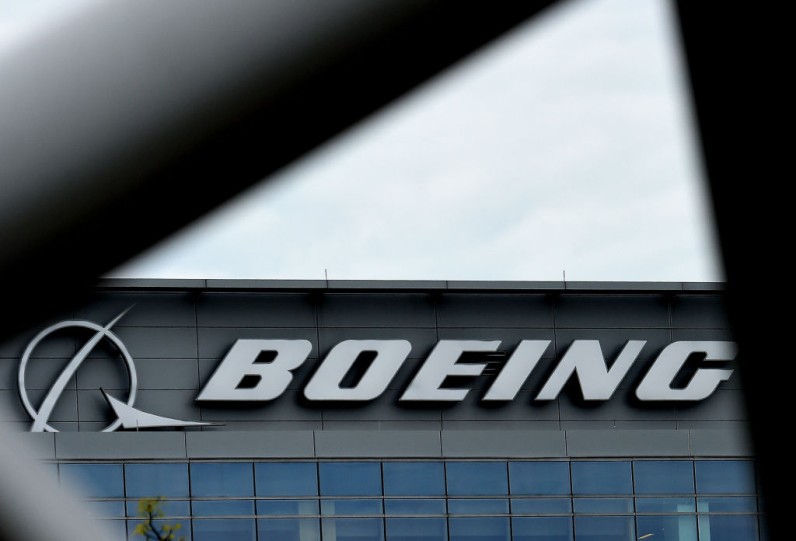Boeing Cancels Paris Air Show Plans After Deadly Dreamliner Crash