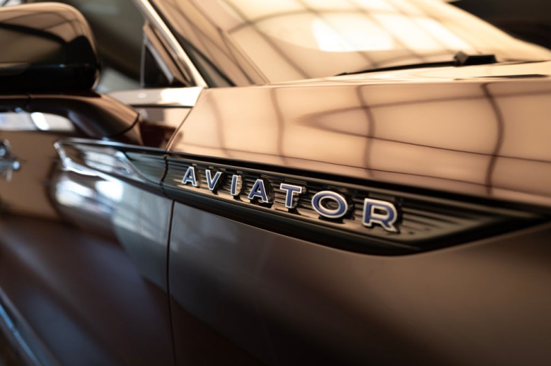 Ford Issues Major Recall for Lincoln Aviators Due to Loose