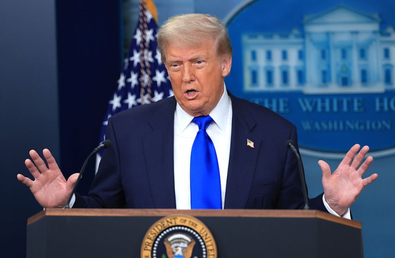 Donald Trump Pressures Canada to Drop Taxes Before Resuming Trade