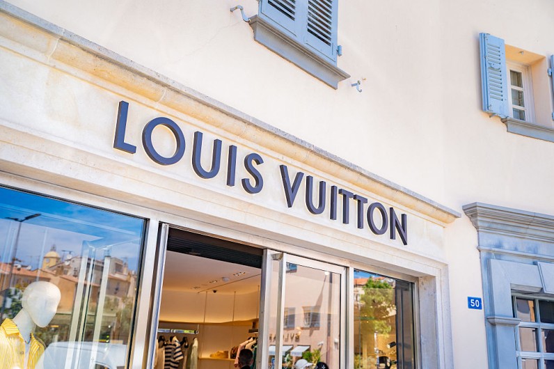 Louis Vuitton Faces New Scrutiny Over Data Leak in Hong