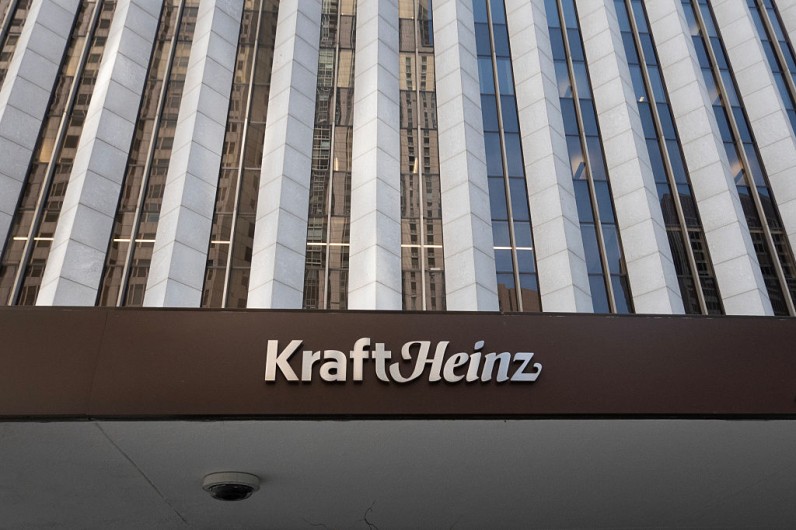 Struggling Kraft Heinz Plans Shake-Up, Could Spin Off Iconic Brands