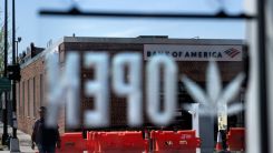 Labor Day 2025 Shopping: Walmart, Target, and Grocery Store Hours