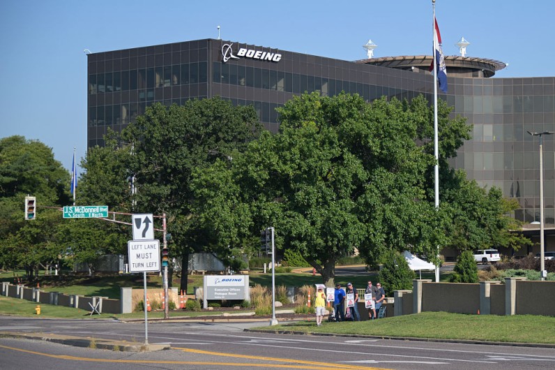 Boeing Moves to Hire Replacements as Defense Workers’ Strike Continues