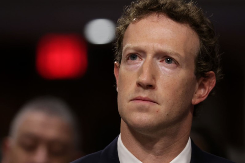 Mark Zuckerberg’s Big AI Glasses Reveal Derails With Spectacular Live