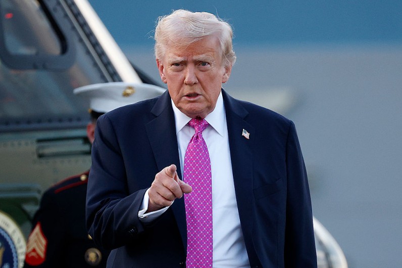 Trump Names Rupert Murdoch, Michael Dell in Potential TikTok Deal