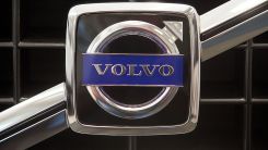 Volvo Cars Eyes US Market With New Hybrid, Prepping for
