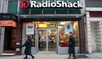 RadioShack Owners Accused of Using Investor Money in Ponzi-Like Payments