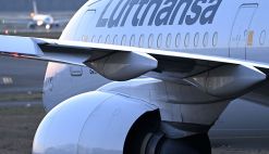 Lufthansa Gets Temporary Reprieve as Pilots Union Delays Strike Over