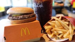 Value Meals Boost McDonald’s Sales, Yet Earnings Fall Short of