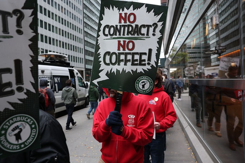 Starbucks Baristas Vote to Authorize Major Strike Ahead of Holiday