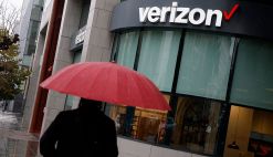 Verizon to Transform 180 Stores into Franchises, Cutting Thousands of