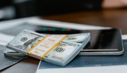 Ari Stiegler's Flux Capital Clinches "Breakout Fund of the Year"