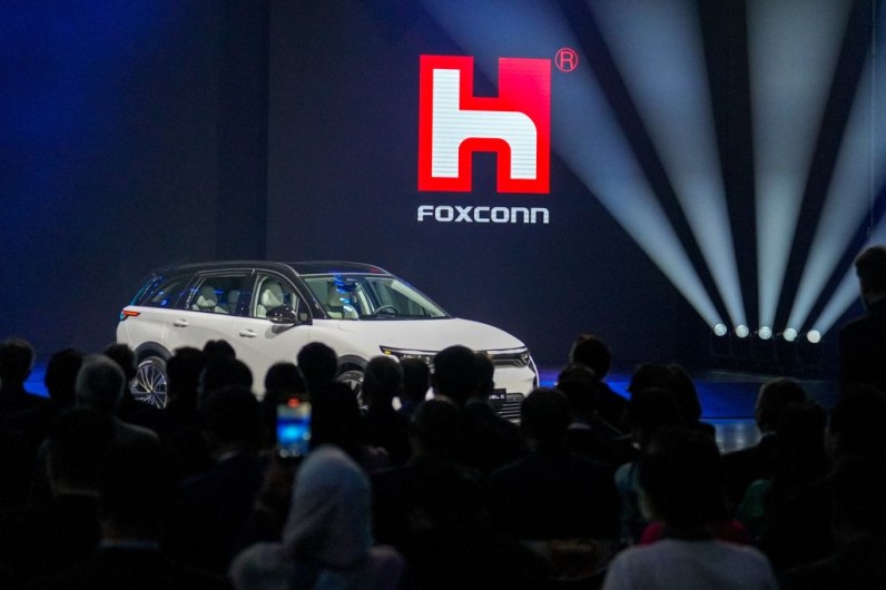 Foxconn to Build World's Largest Manufacturing Facility in Mexico